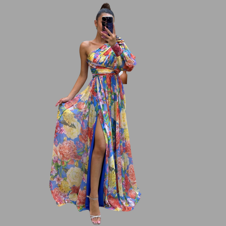 Kreszentia | Elegant Flowing Dress for Special Occasions