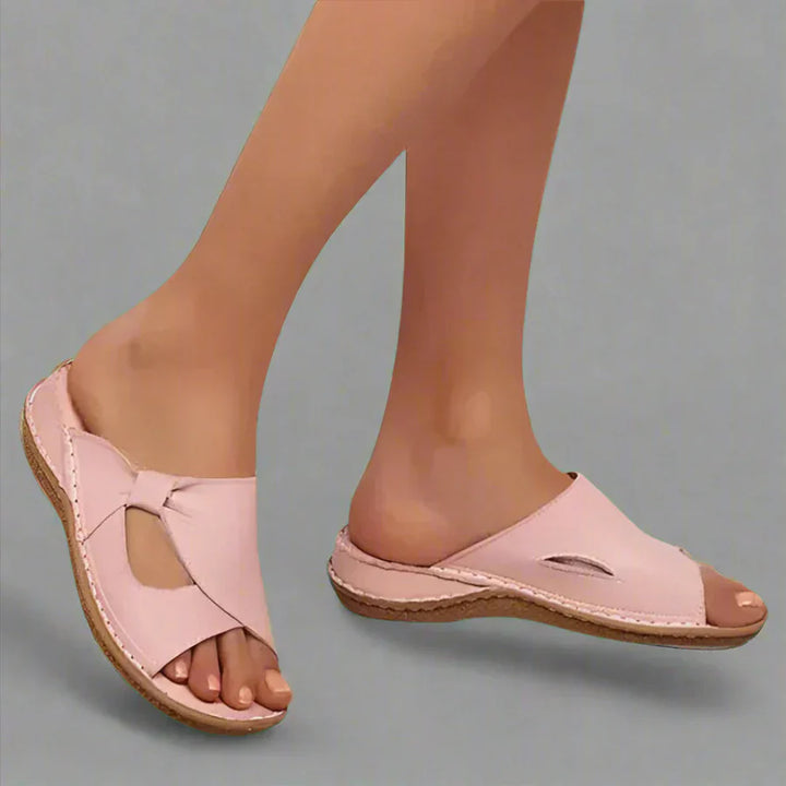 Yvonne | Orthopaedic sandals in premium leather