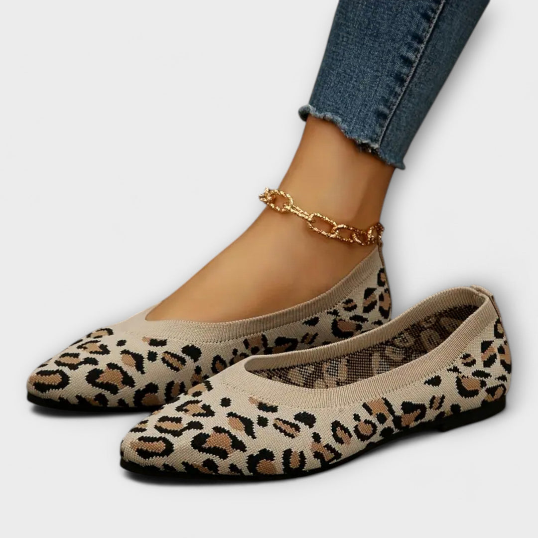 Leopard Print Pointed Flat Shoes