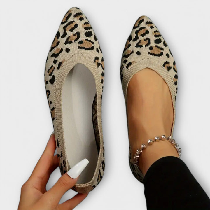 Leopard Print Pointed Flat Shoes