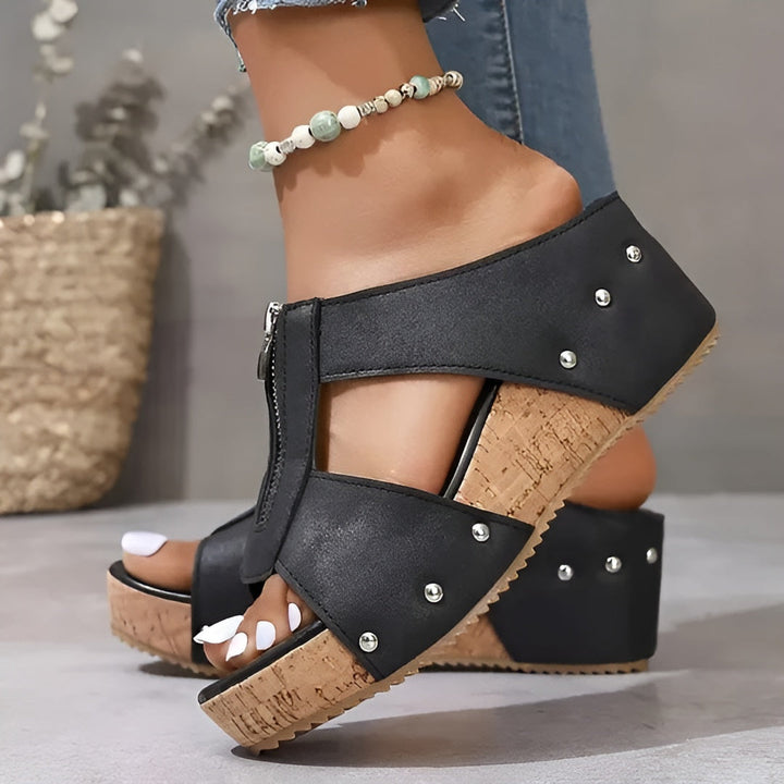 Leena™ Sandals | Comfort Meets Style – Your New Orthopaedic Favourites