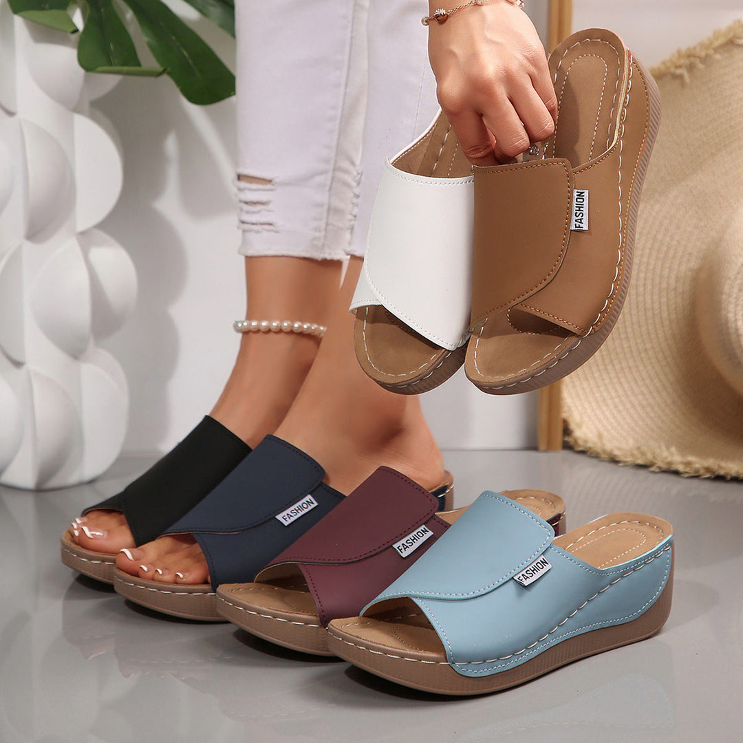 Liva™ – Comfortable orthopaedic sandals with a sleek design